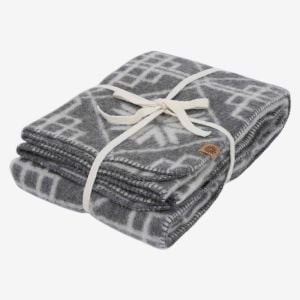 -nordic-throw-iceland-design_50