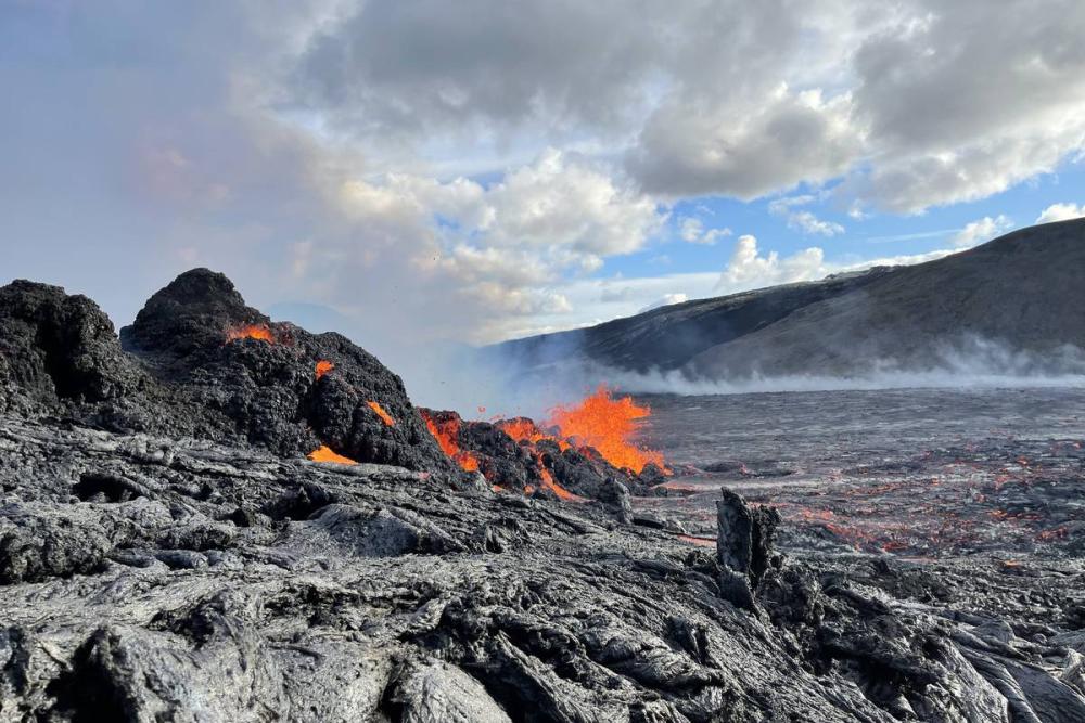 Petit mouton” a causé des Tremblements de terre en Islande, et une éruption volcanique a suivi