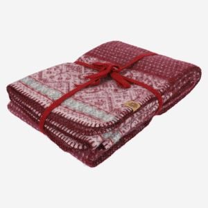 astros-red-wool-blanket-scandinavian-design