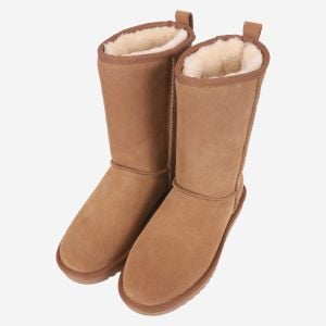 natthagi-suede-boots-iceland_493