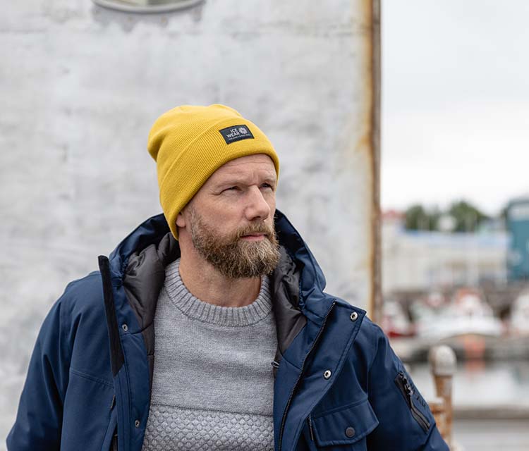 Men's beanies and hats for Iceland
